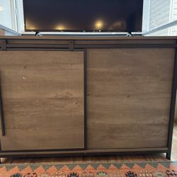 Litter Robot Credenza - Cabinet