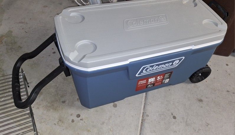 Coleman 100QT Wheeled Chest Cooler