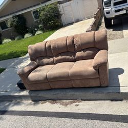Free Couch 