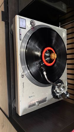 Technics SL1200MK2 - Stylus not included