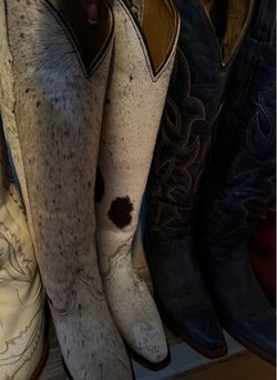 Cowhide woman boots