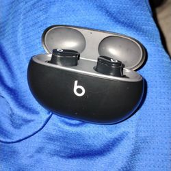 Beats Studio Earbuds 