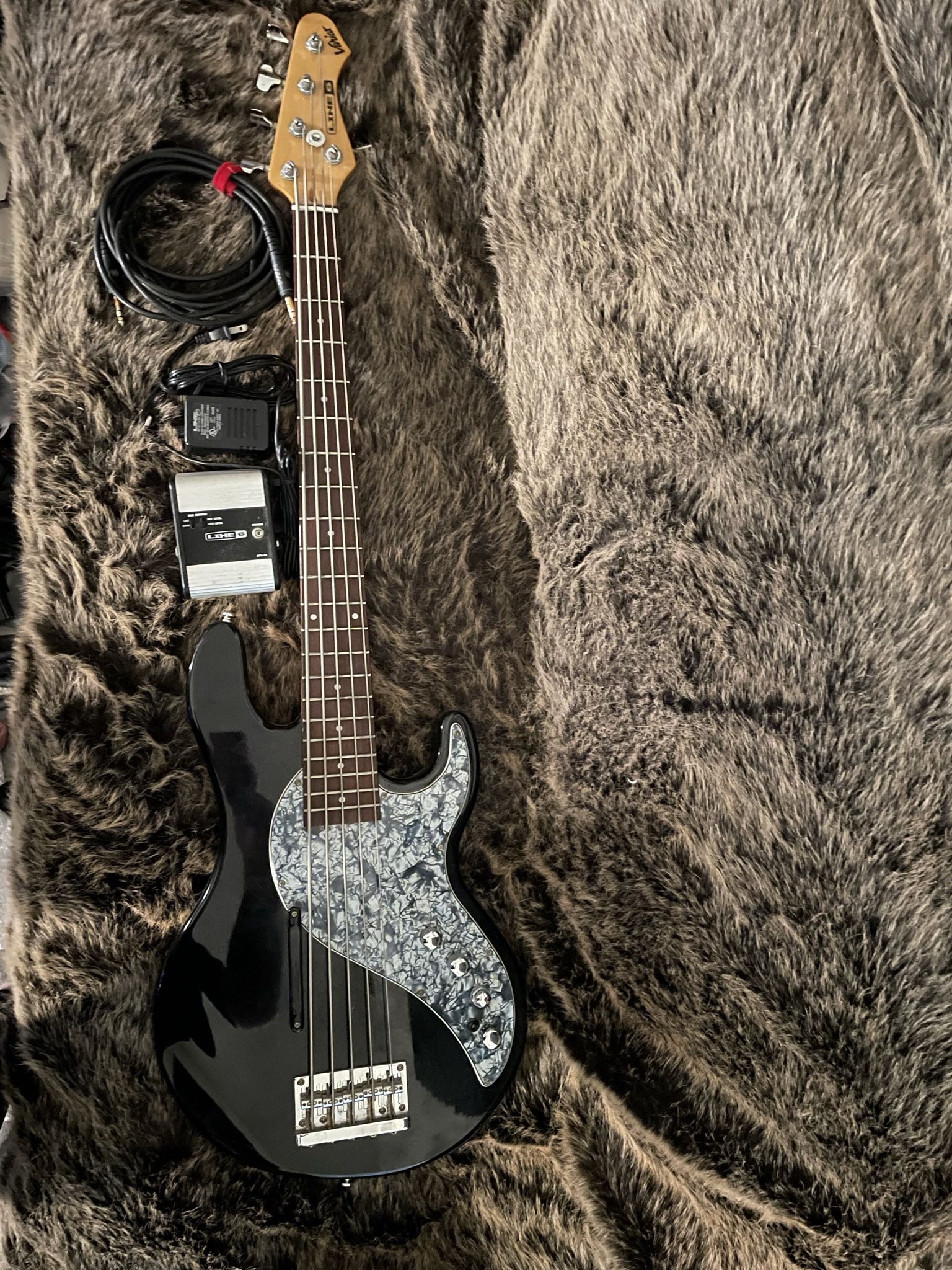 Line6 Variax 5 String Bass 705 *rare