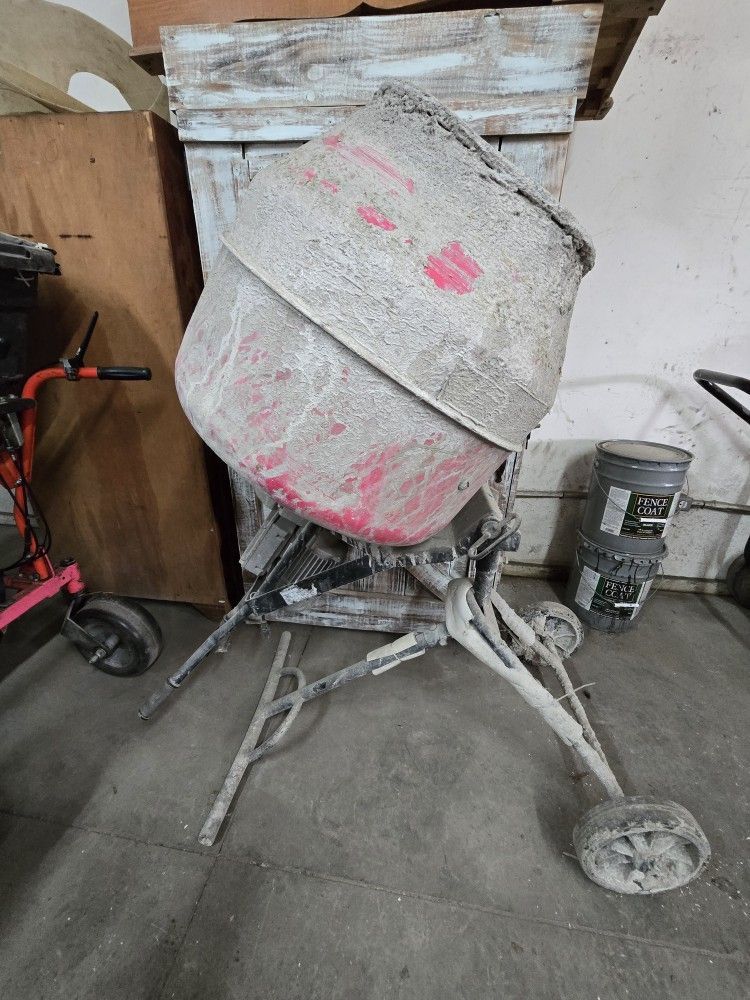 electric concrete mixer