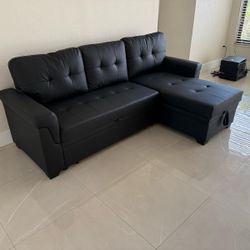 SLEEPER SECTIONAL WITH STORAGE CHAISE