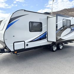 2015 pacific by pacific coachwork Model 20XL  