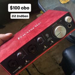Focusrite Scarlett 2i2