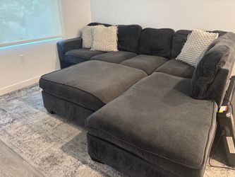 Sectional couch