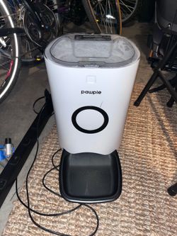Pawple Automatic Pet Feeder – $40
