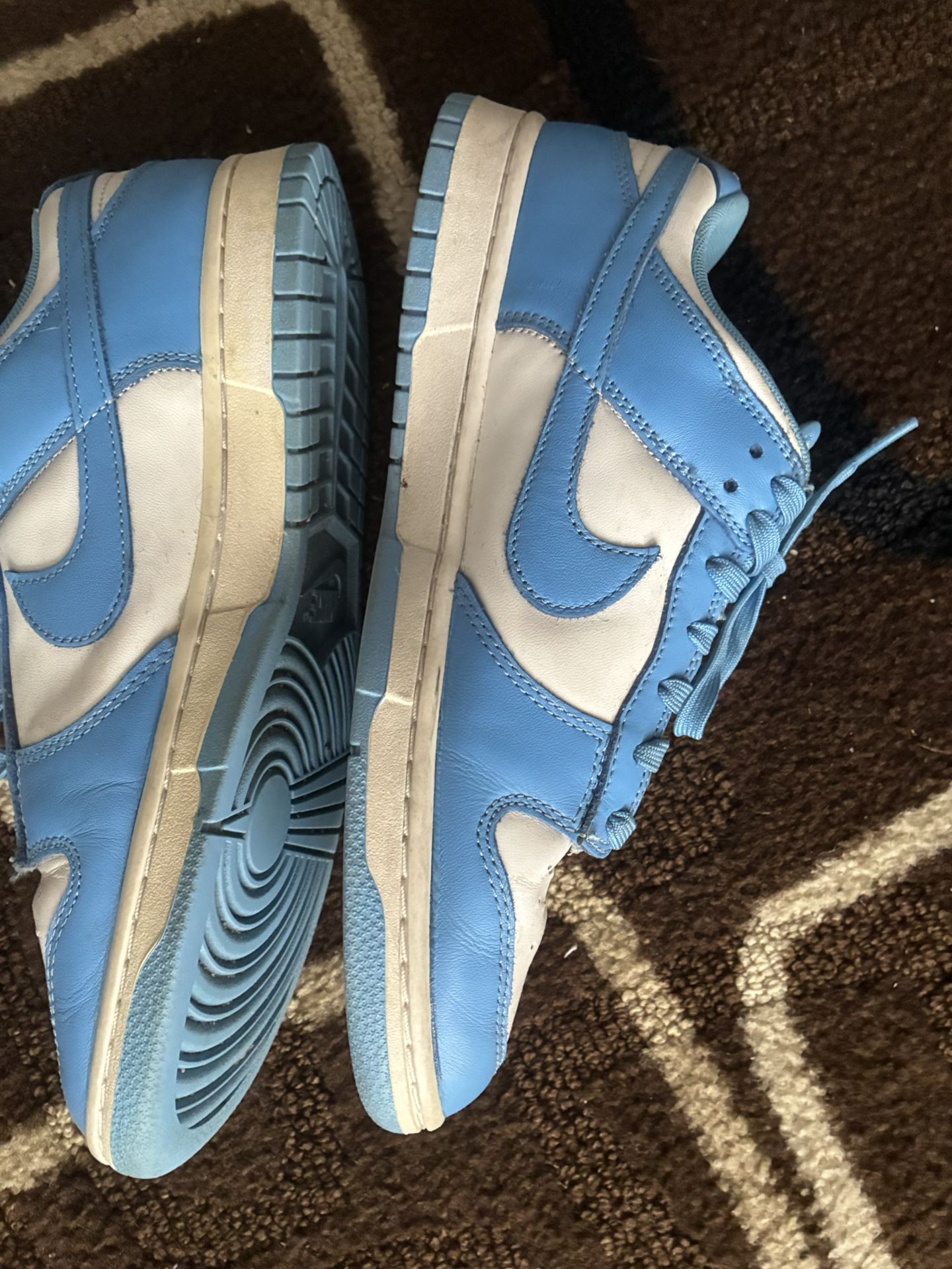 Nike Dunk Low “UNC” 