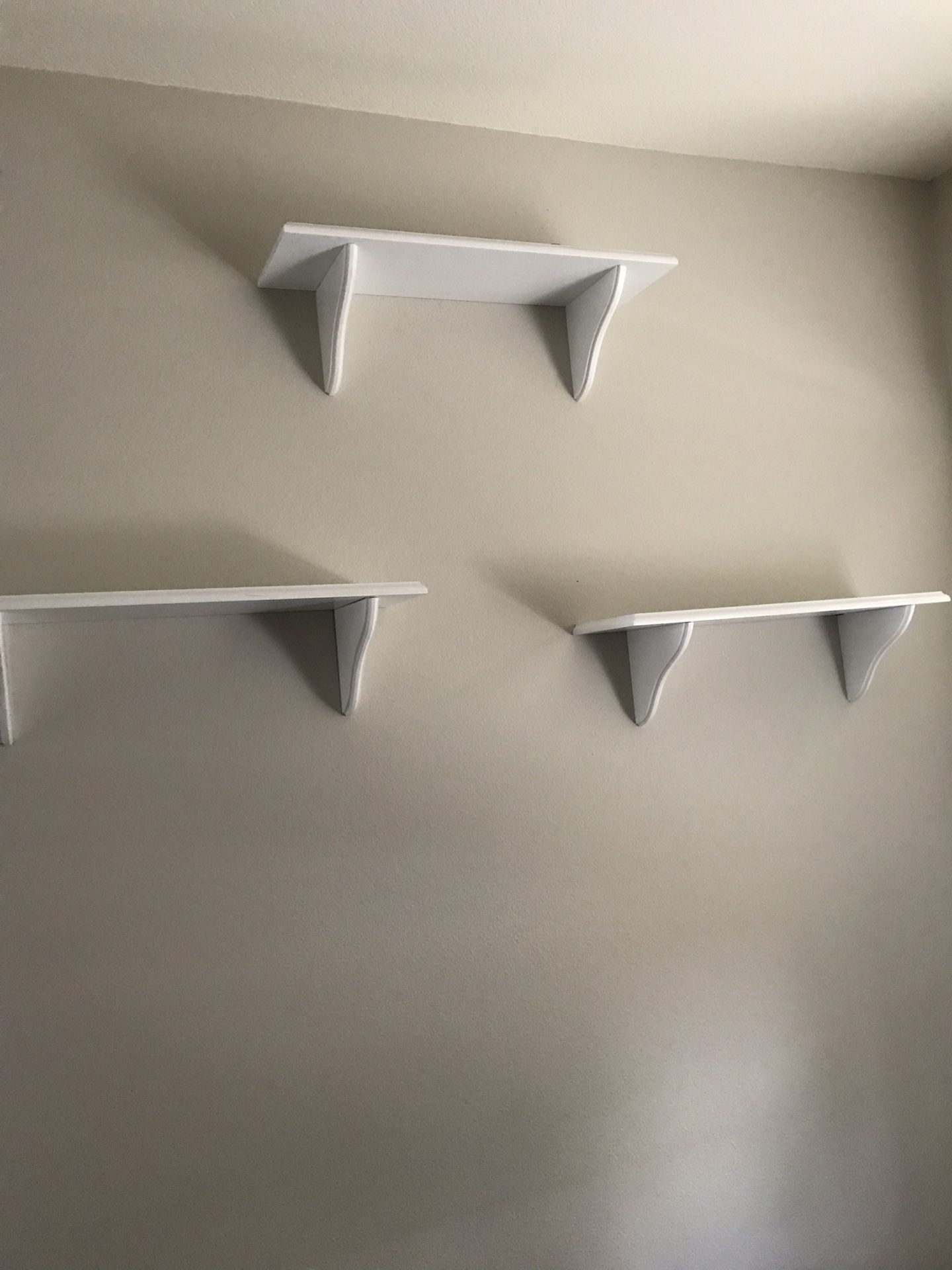 Wall shelves