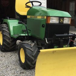 John Deere 445