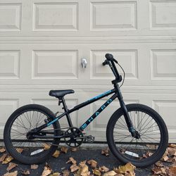 Haro Shredder 20 BMX Bike – 20” Wheels – Lightweight Aluminum Bicycle 