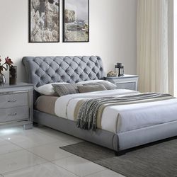 Grey Velvet Platform Upholstered King 👑 Bed