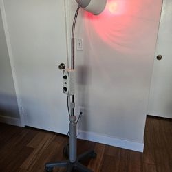 Solmed Plus IR-3000 Series Infrared Therapy Lamp – Excellent Condition