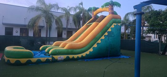 Inflatable slide