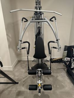 HOIST V4 ELITE HOME GYM