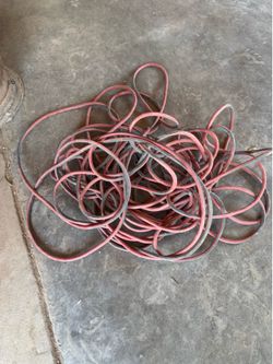 Husky 12AWG 100ft Heavy-Duty Extension Cord