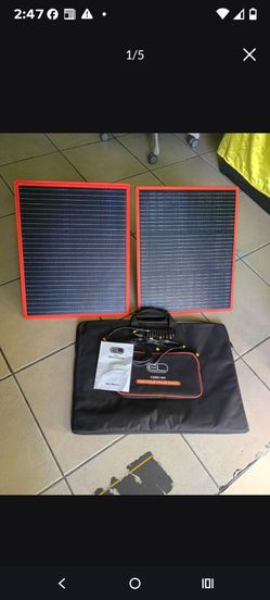 120W PORTABLE SOLAR PANEL.
EL brand 120W/18V portable solar panel kit, which includes a black carrying bag and multiple adapter cables.The panel featu