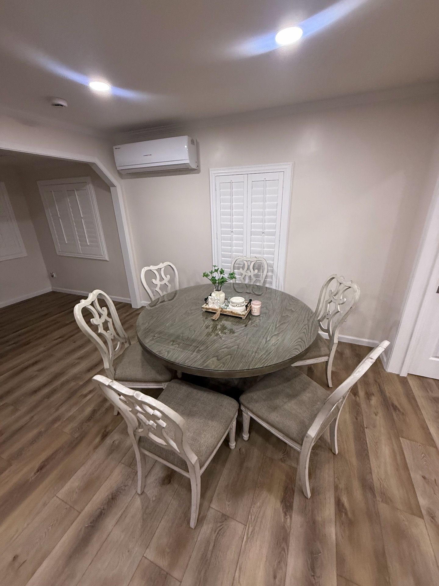 dining table