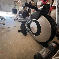 Sunny Rowing Machine