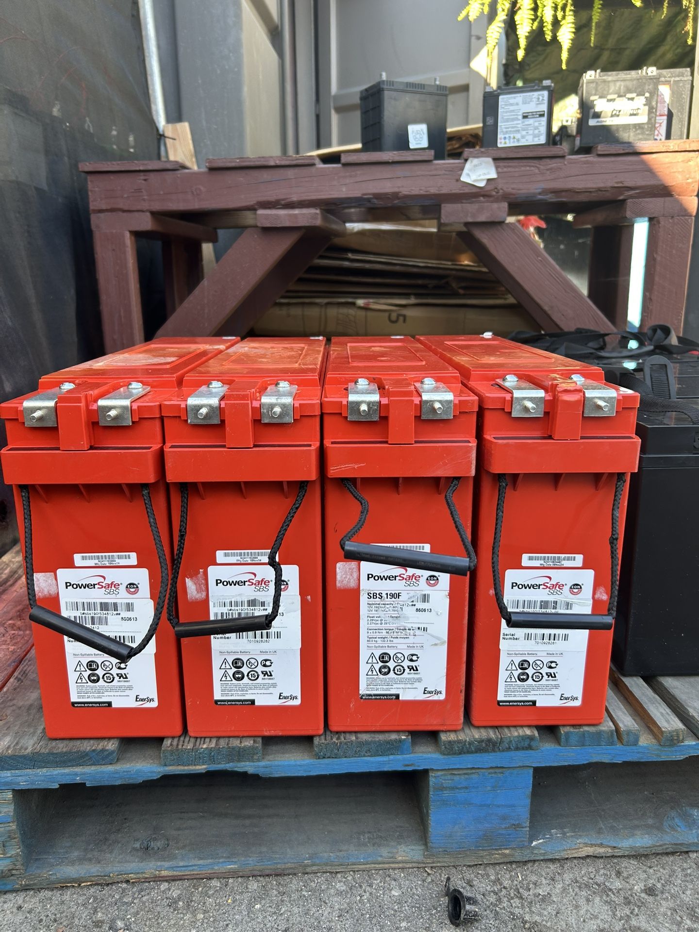 Solar Panels Batterys