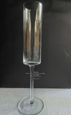 Tall Clear Glass Champagne Flutes