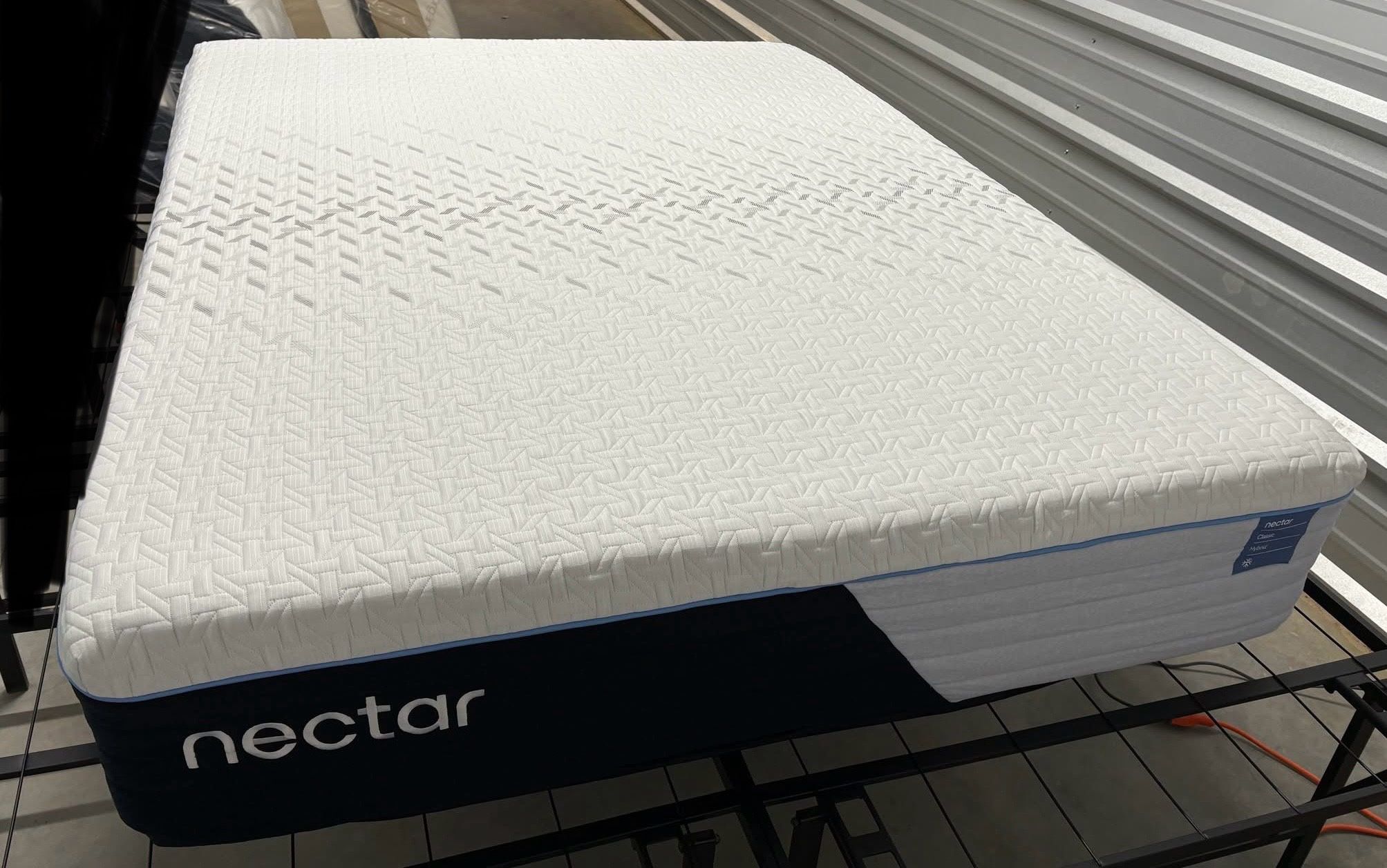 Nectar hybrid queen mattress