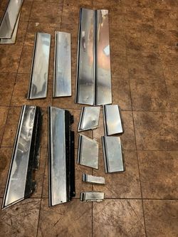 Box Chevy Rocker Trim 
