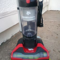 Dirt Devil Powermaxx XL Vacuum