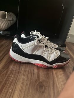 Jordan 11 Low “Concord Bred”