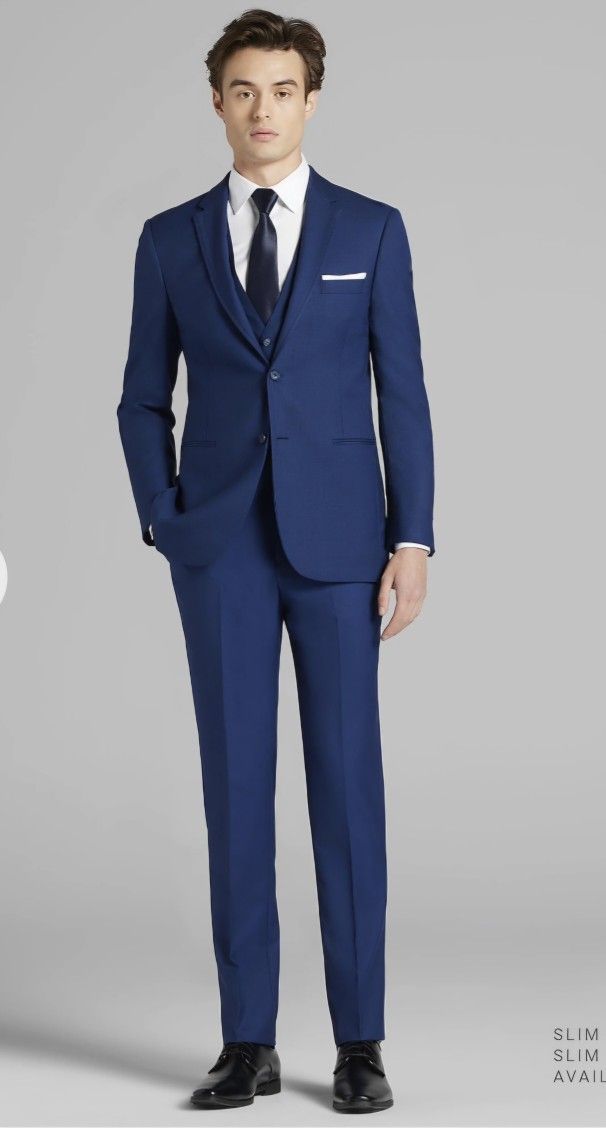 Suit 38s. Apt 9