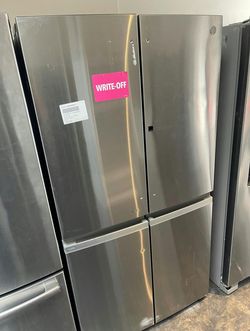 GE Stainless Steel 4-Door Fridge with IceMaker
