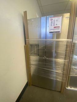 Frigidaire FRFS2823AF Refrigerator