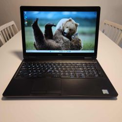 DELL Latitude 5580 laptop 15.6-inch  Intel cire i5 7200 2.50Ghz 7th Gen  12 GB RAM  120GB SSD  Windows 11 pro, Microsoft Office installed.  Nothing wr