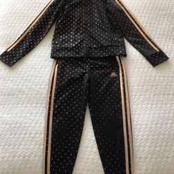***Girls Rose Gold Adidas Tracksuit size 6 only $20***