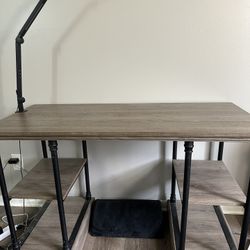 Desk + Lamp