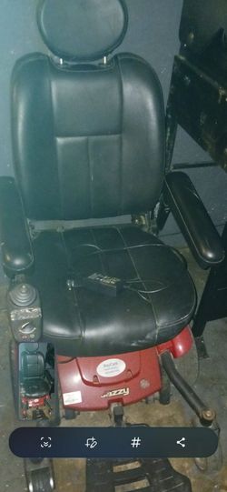 Electric wheelchair jazzy 600