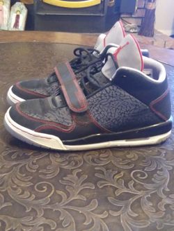 Jordans size 6.5 y very good condition