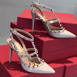 New Women Heels-  Many Colors Available - Inquire About Size 