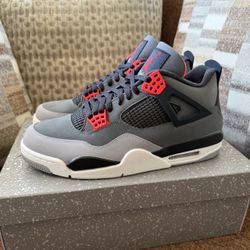AIR JORDAN 4 RETRO 'INFRARED' SIZE 12 MEN BRAND NEW