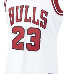 Brand new***Men's Chicago Bulls Michael Jordan Mitchell & Ness White 1997-98 Hardwood Classics Authentic Player Jersey