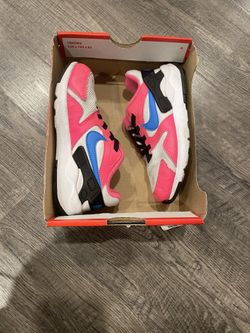 Girls Toddler Size 11c  Nike 