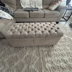 Tufted Storage Ottoman 