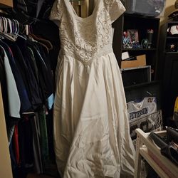 Wedding/quinceañera dress