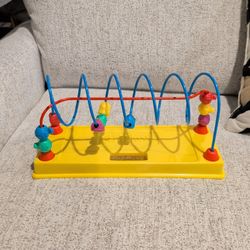 1989 Vintage Playskool Toy Busy Beads