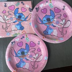 Pink Lilo and Stitch Birthday Party Supplies, 20 Plates and 20 Napkins,  Lilo and Stitch Theme Birthday Party Decorations for Girl for Sale in Santa  Fe Springs, CA - OfferUp