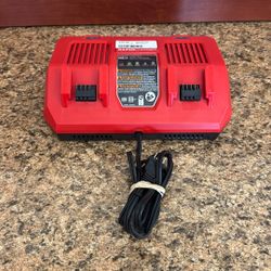 Tools Charger Milwaukee 48-59-1802