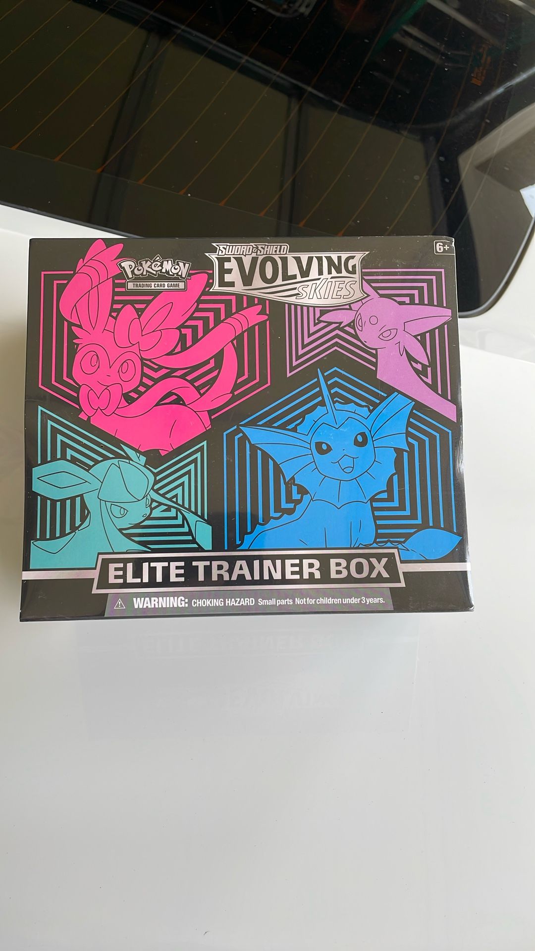 Evolving skies Elite Trainer Box