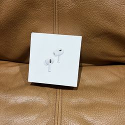 AirPods Pro (2nd generation) with MagSafe Case 